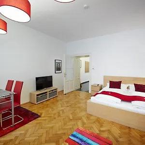 stadthalle-familycityapartment.vienna-besthotels.com/